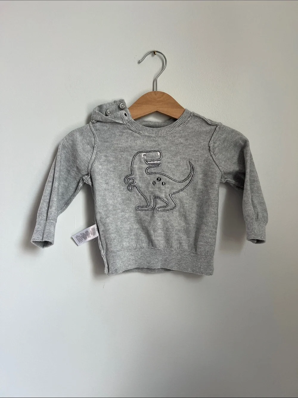 The Children’s Place | Baby Gray Dino Applique Crewneck Sweater Buttons Sz 6-9M